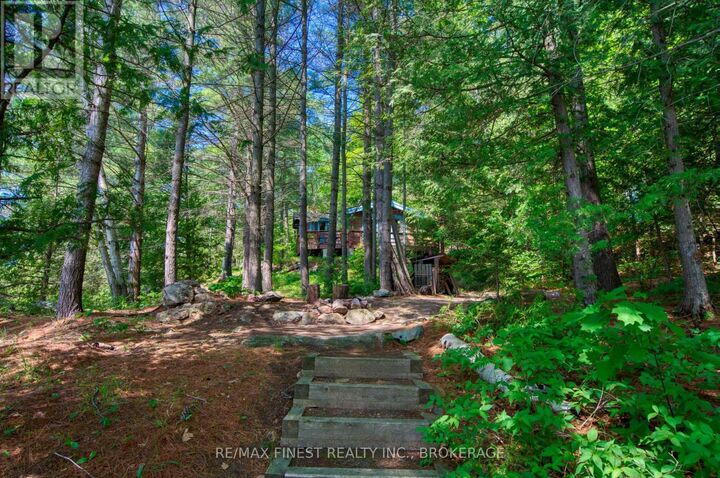 Property Photo:  1029 Oak Lane North  ON K0H 2P0 