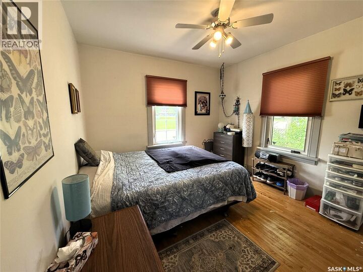 Property Photo:  320 23rd Street E  SK S6V 1P7 