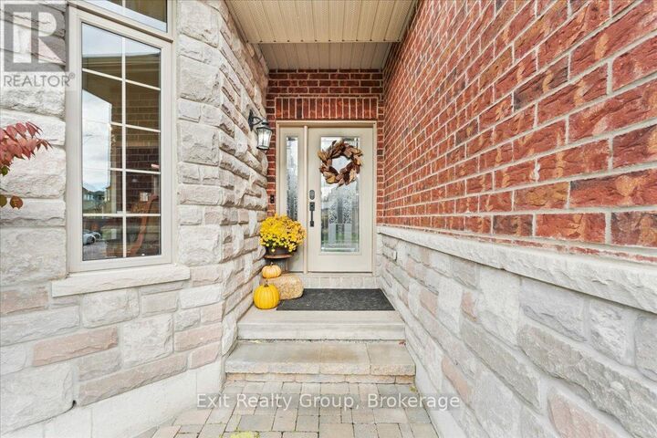 Property Photo:  14 Cavendish Drive  ON K8N 0C2 