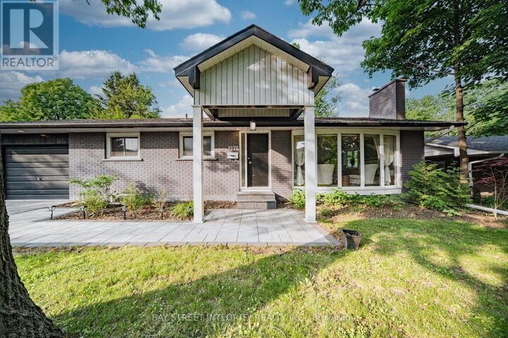Property Photo: 1277 Gainsborough Drive ON L6H 2H5