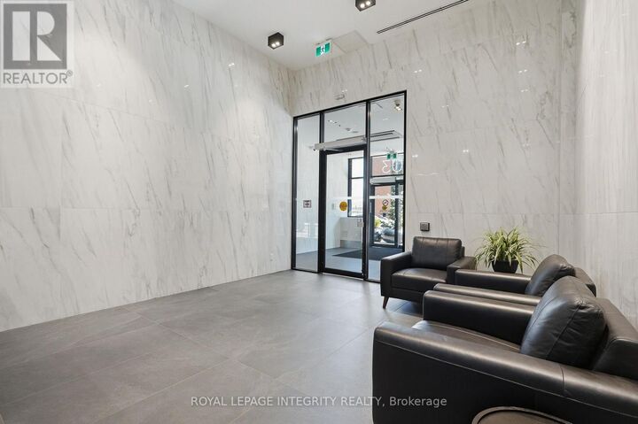 Property Photo: 203 Catherine Street 1203 ON K2P 1J5