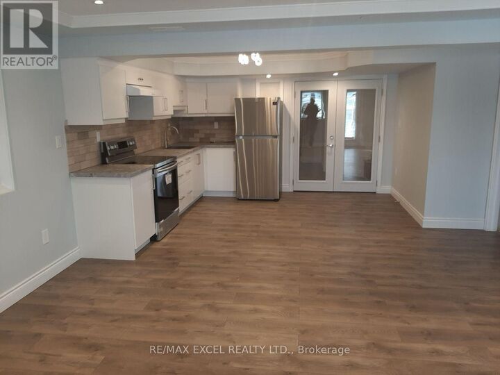 Property Photo: 276 Degraaf Crescent ON L4G 0X1