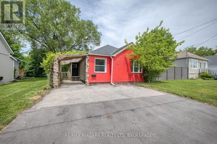 Property Photo: 3 Phelps Street ON L2P 2H5