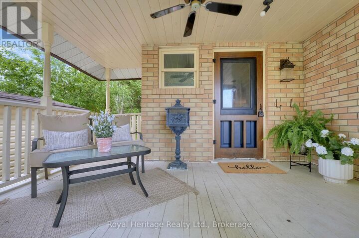 Property Photo:  868 William Booth Crescent  ON L1G 7N4 