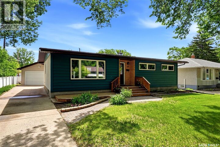 Property Photo: 129 McKee Crescent SK S4S 5N7