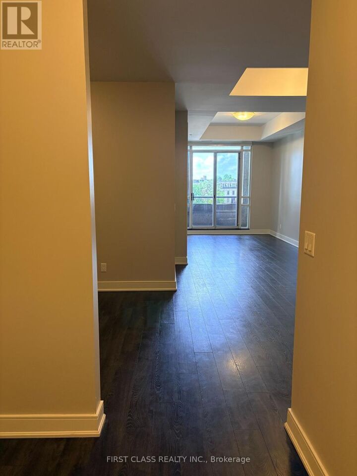 Property Photo:  150 Main Street West 504  ON L8P 1H8 