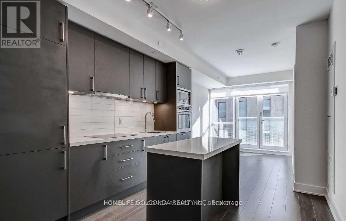Property Photo:  88 Cumberland Street 901  ON M5R 0C8 