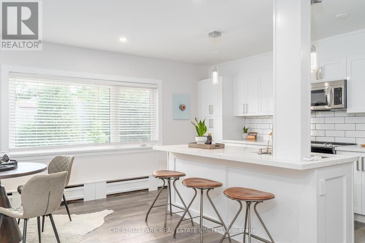 Property Photo:  42 Cavell Avenue  ON M8V 1P2 