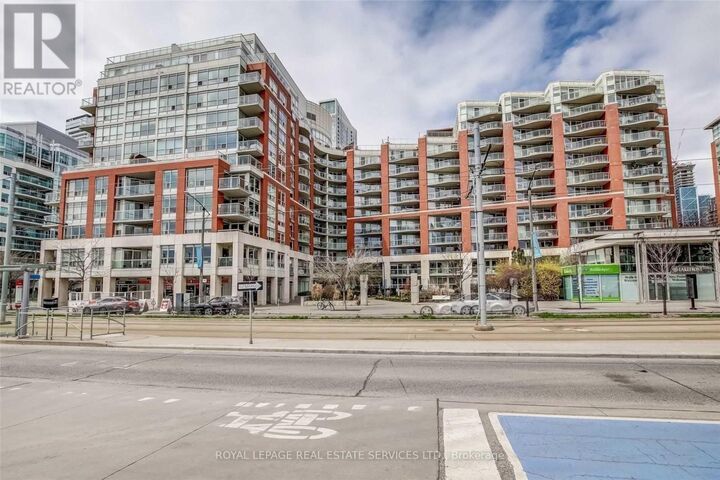 Property Photo:  550 Queens Quay 709  ON M5V 3M8 