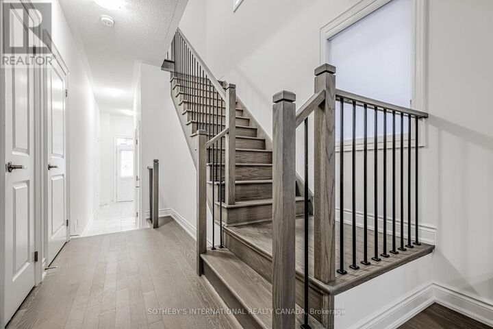 Property Photo: 36 Quinton Ridge Upper ON L6Y 6J4