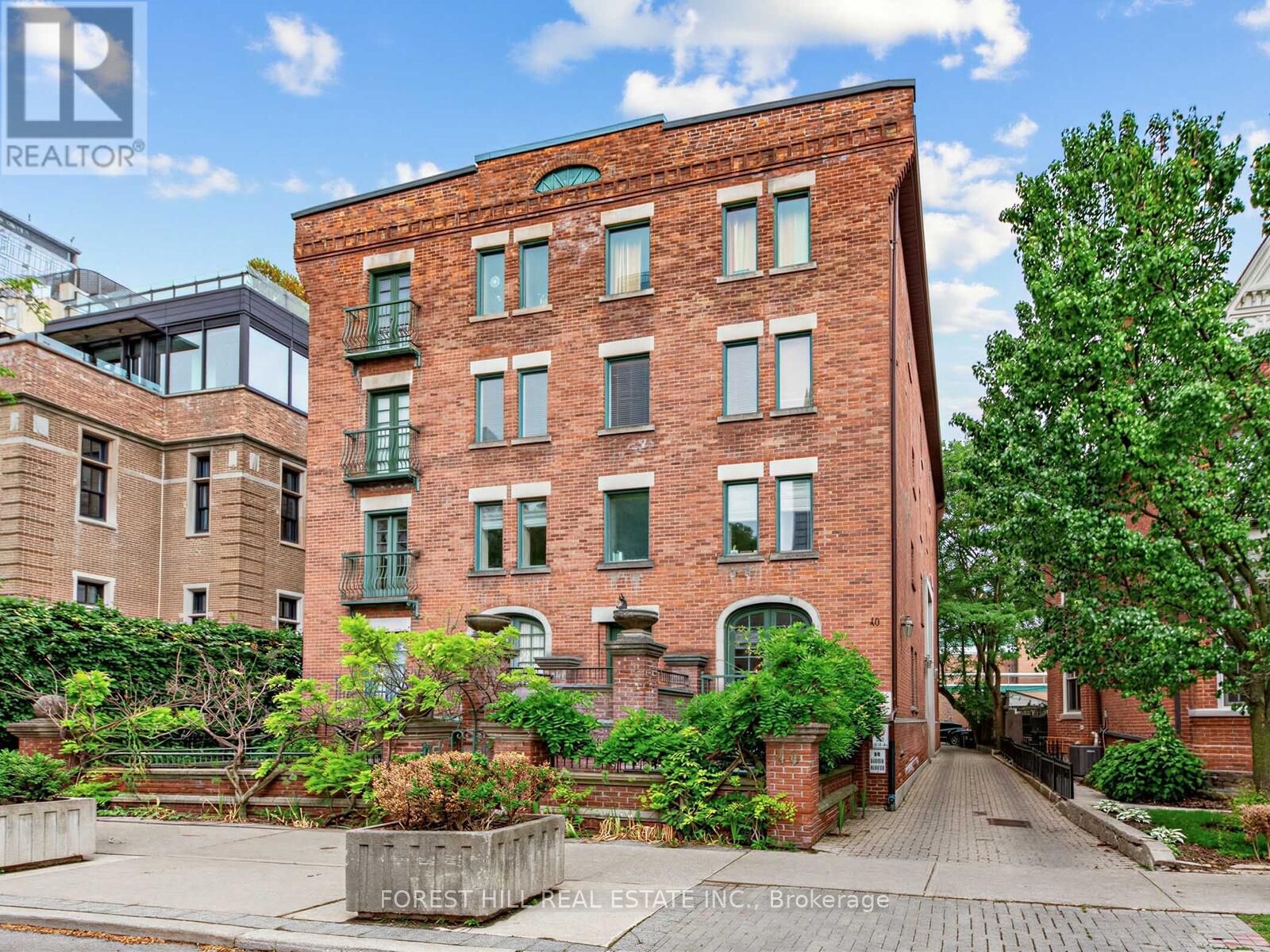 Property Photo:  40 Hazelton Avenue Ph10  ON M5R 2E2 