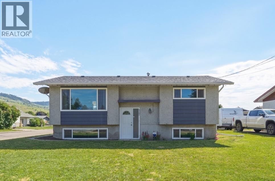 Property Photo:  4300 16 Avenue  BC V1T 6P4 