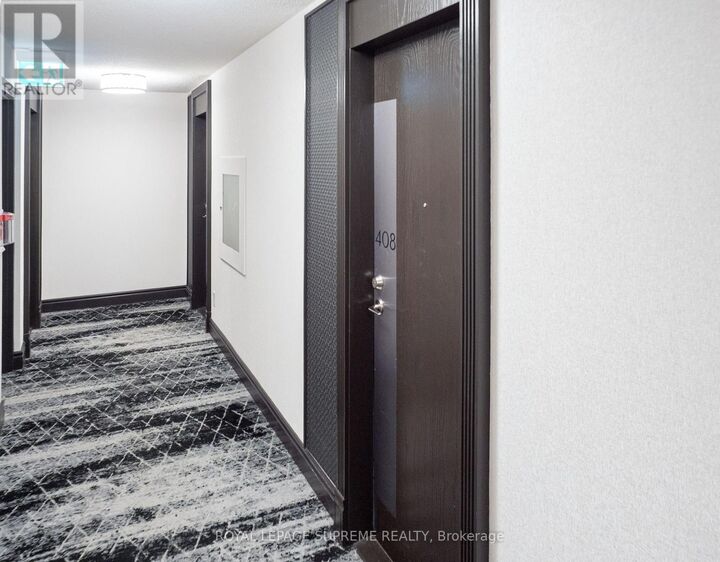 Property Photo:  3 Ellesmere Street 408  ON L4B 4N2 