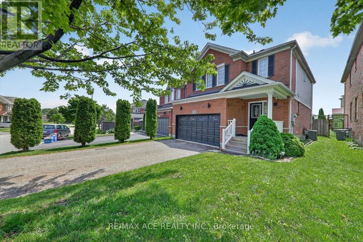 Property Photo:  56 Unsworth Crescent  ON L1T 4X3 