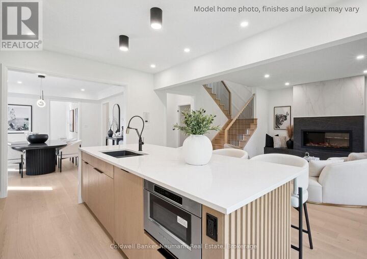 Property Photo:  32 Allegro Common  ON N3C 1A5 