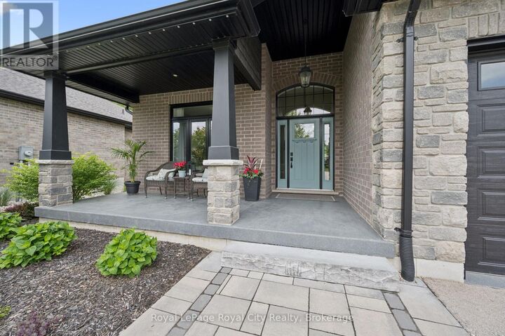 Property Photo:  70 Wilson Court  ON N4X 0B6 