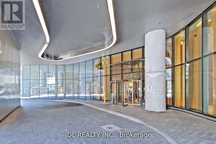 Property Photo: 11 Wellesley Street West 2105 ON M4Y 1E8