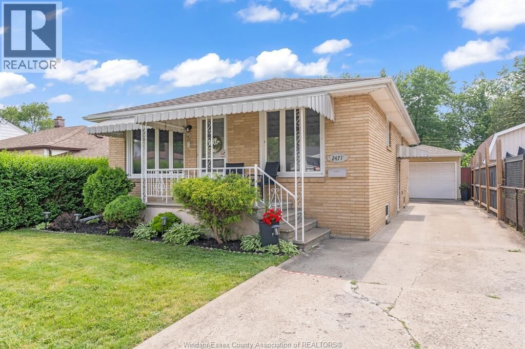 Property Photo:  2471 Chandler Road  ON N8W 4A7 