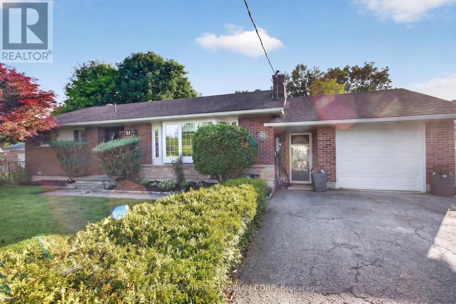 Property Photo: 51 Braesyde Avenue ON N5W 1V5