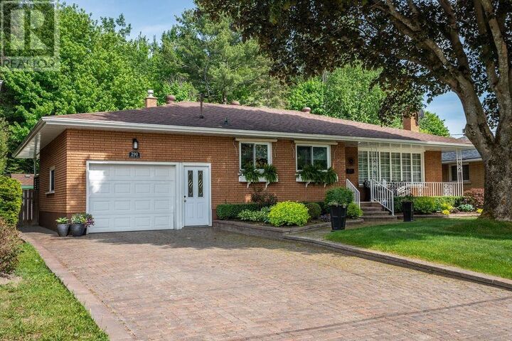 Property Photo: 290 Shannon Rd ON P6A 4K5