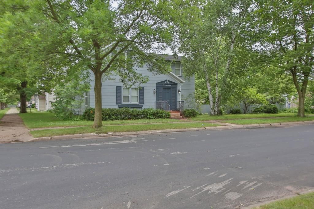 Property Photo:  401 Rosecrans Street  WI 54401 