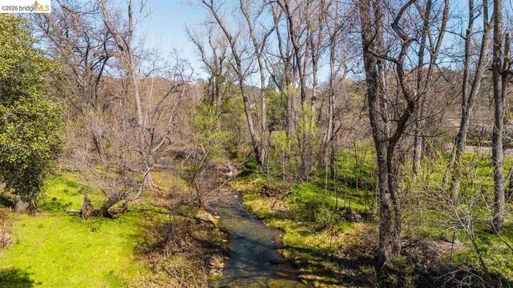 Property Photo:  18650 Jamestown Rd  CA 95327 