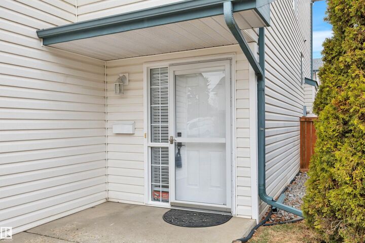 Property Photo: 843 Youville Drive NW 9 AB T6L 6X8