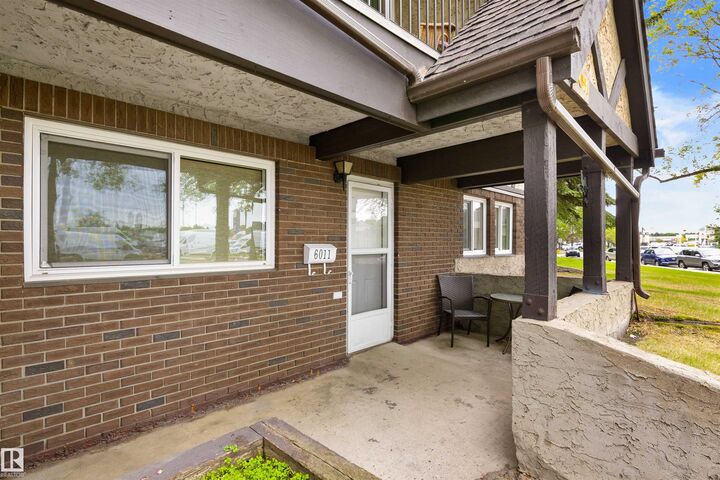 Property Photo: 6011 Tudor Glen AB T8N 3V4