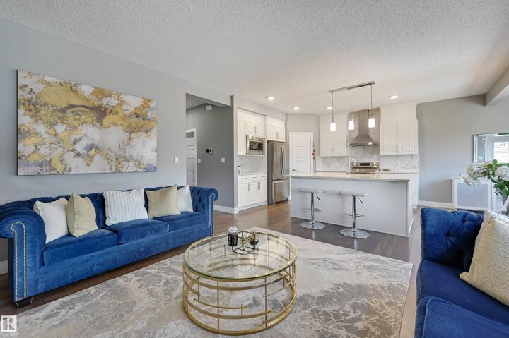 Property Photo: 3625 Keswick Boulevard SW AB T6W 3S5