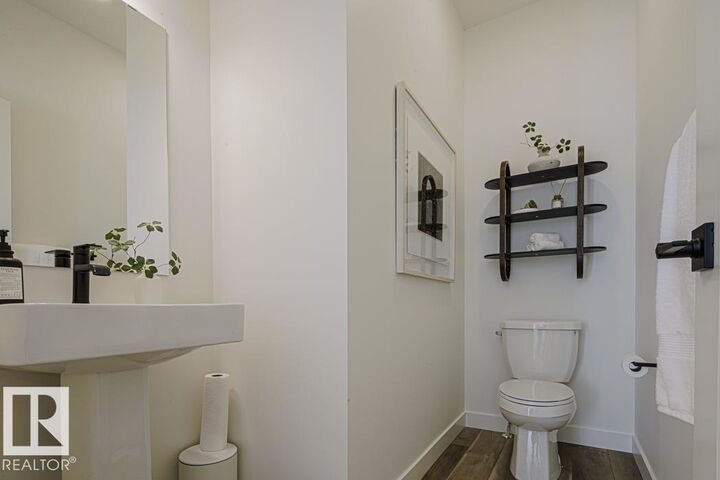 Property Photo: 4170 Kinglet Drive NW AB T5S 0W9