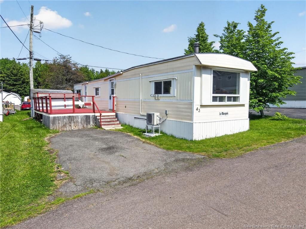 Property Photo: 43 Shamrock Avenue NB E1E 2J4