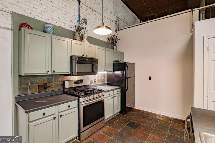 Property Photo:  585 White Circle 504  GA 30605 