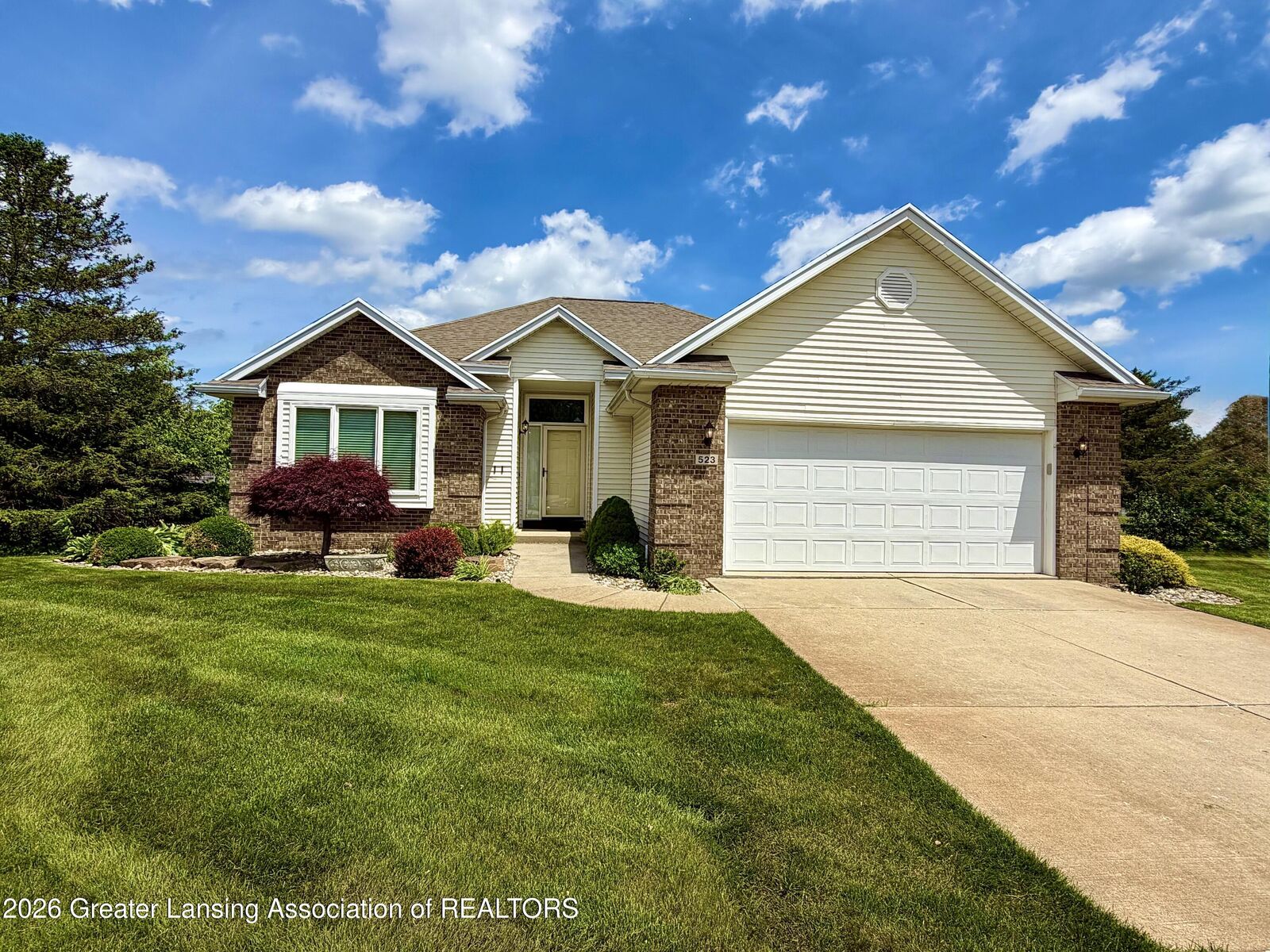 Property Photo:  523 White Pine Boulevard  MI 48917 