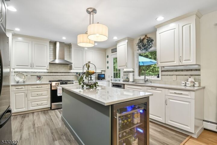 Property Photo:  42 Davenport Ave  NJ 07068 
