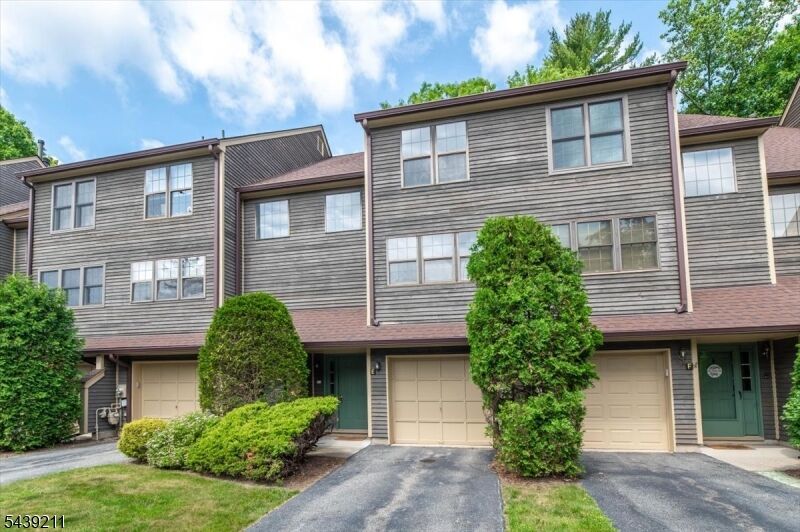 Property Photo:  23 Foxboro Ln E  NJ 07480 