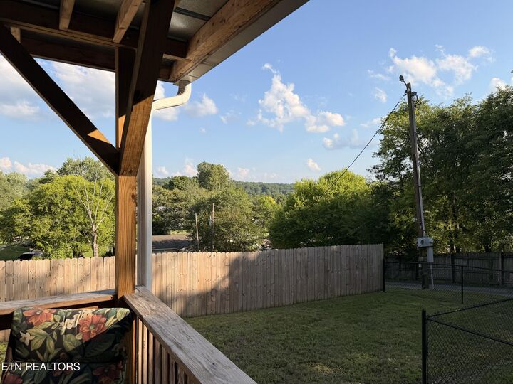 Property Photo: 228 Williams Rd TN 37865