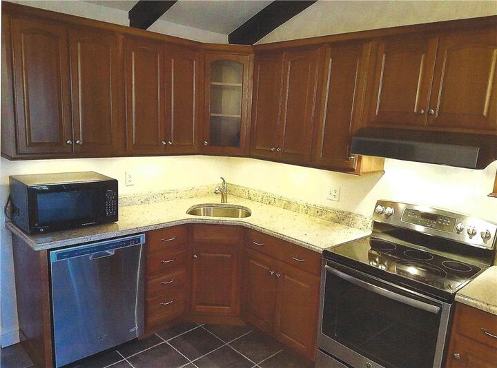 Property Photo:  2367 Route 100  PA 18069 