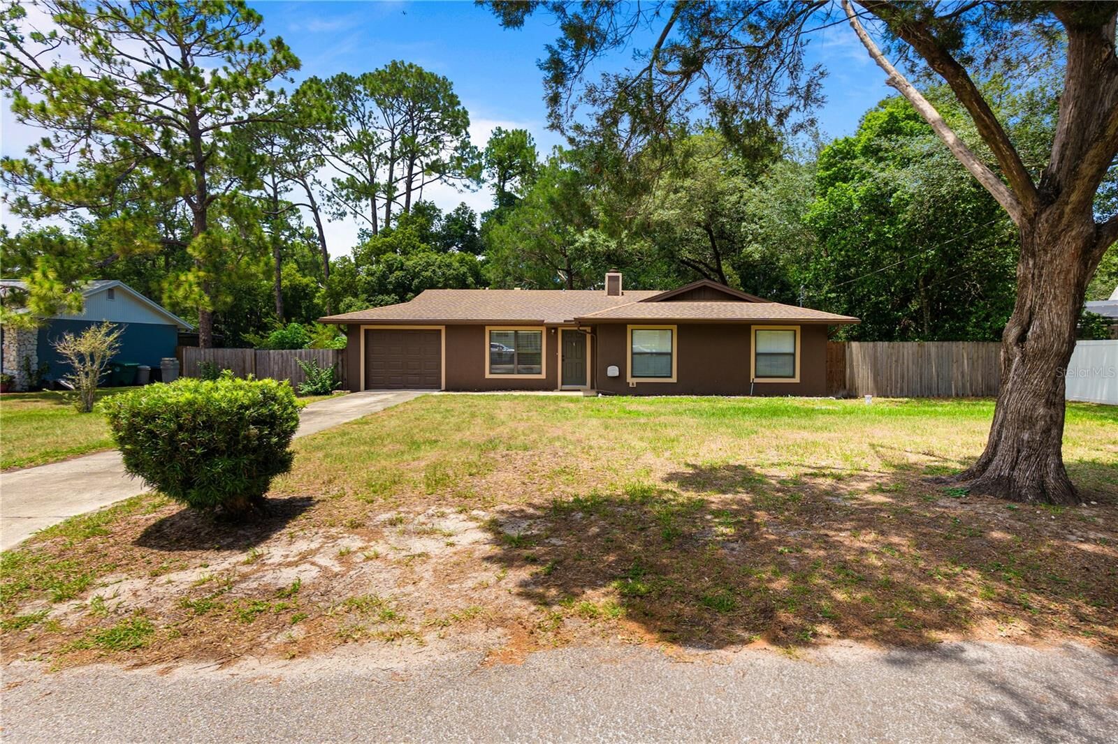 Property Photo: 214 E Floyd Avenue FL 32746