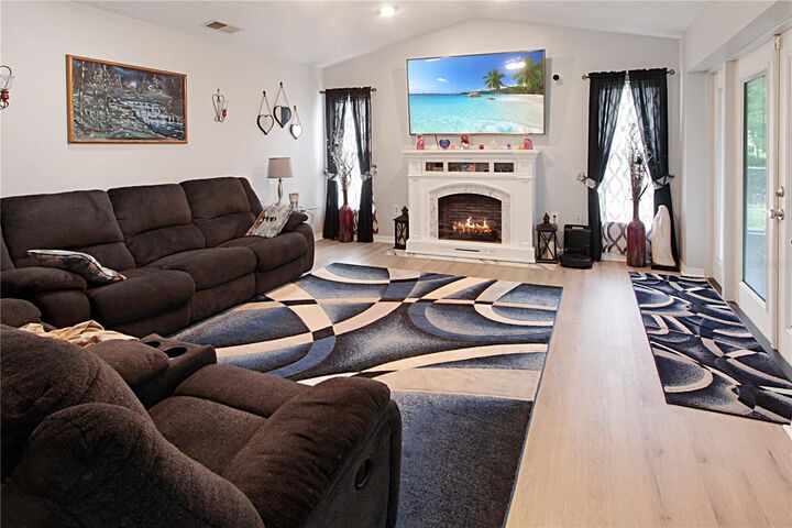 Property Photo: 18 Weston Road FL 34748