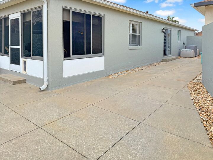 Property Photo: 408 Duarte Lane FL 32159