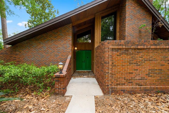 Property Photo:  4216 NW 65th Terrace  FL 32606 