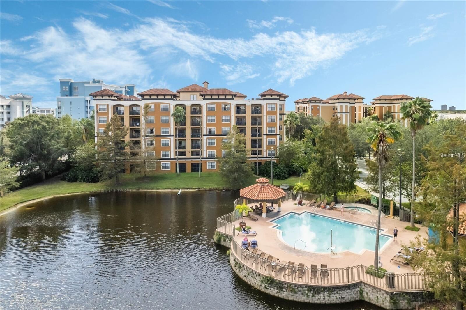 Property Photo:  12544 Floridays Resort Dr 202B  FL 32821 