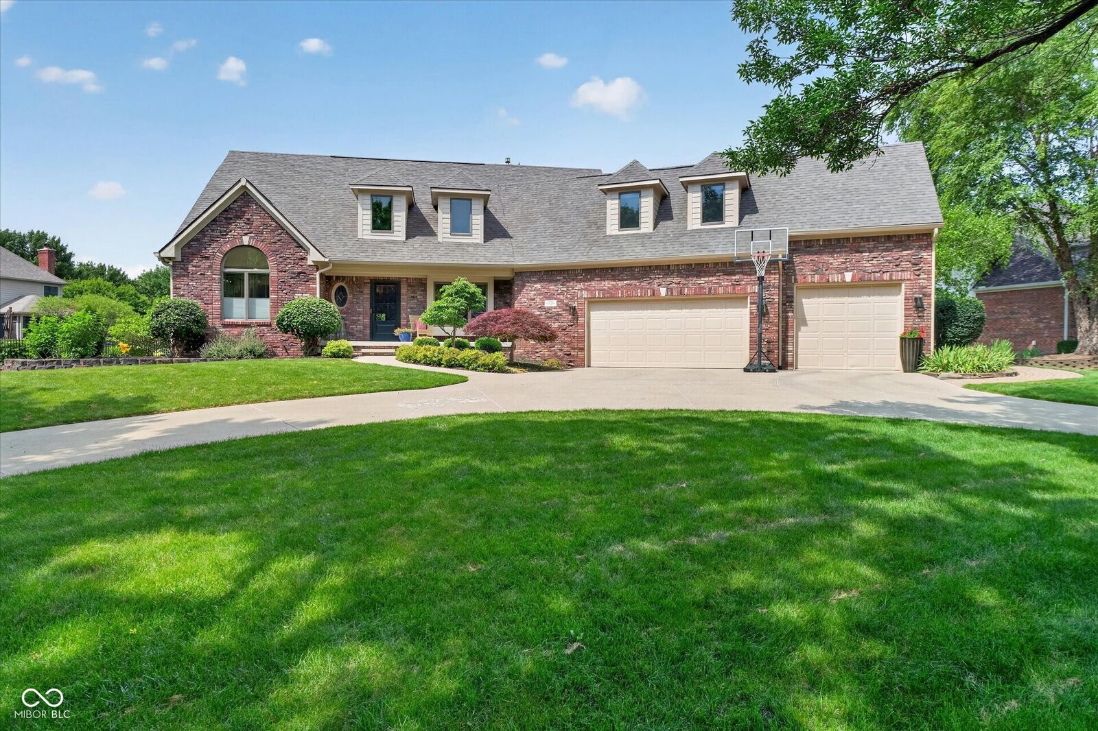 Property Photo: 3762 Bent Tree Lane IN 46143