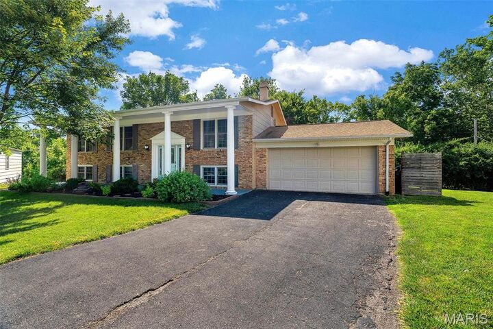 Property Photo: 12917 Cedarledge Court MO 63146