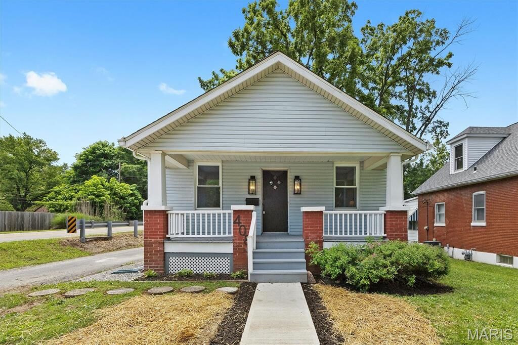 Property Photo: 408 S 15th Street IL 62220