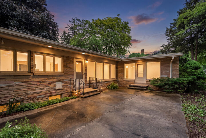 Property Photo: 1550 11th Ave WI 53024