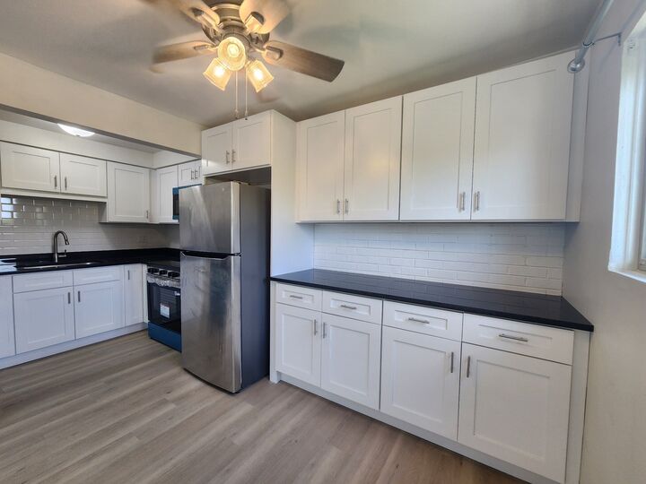 Property Photo: 7432 Washington Street 602 IL 60130