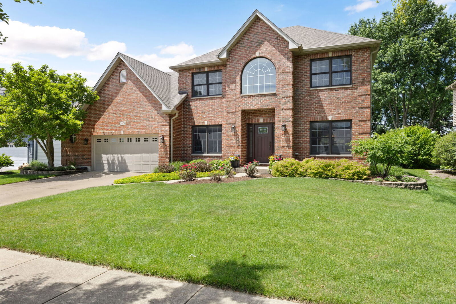 Property Photo: 2679 Freeland Circle IL 60564