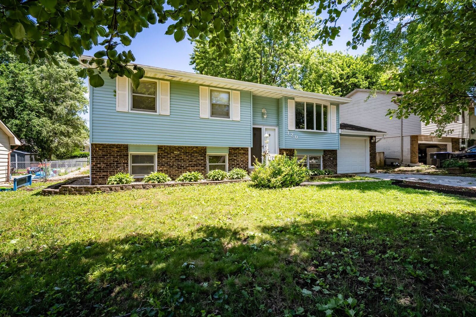 Property Photo:  120 Ginger Creek Court  IL 61704 