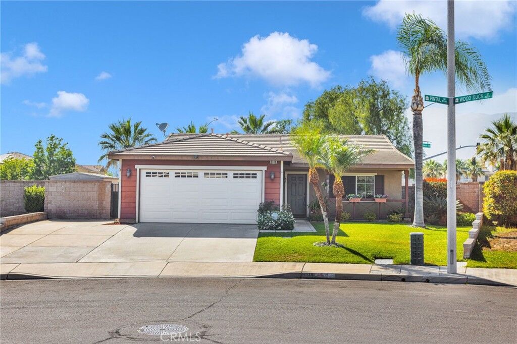 Property Photo: 6318 Pintail CA 92336